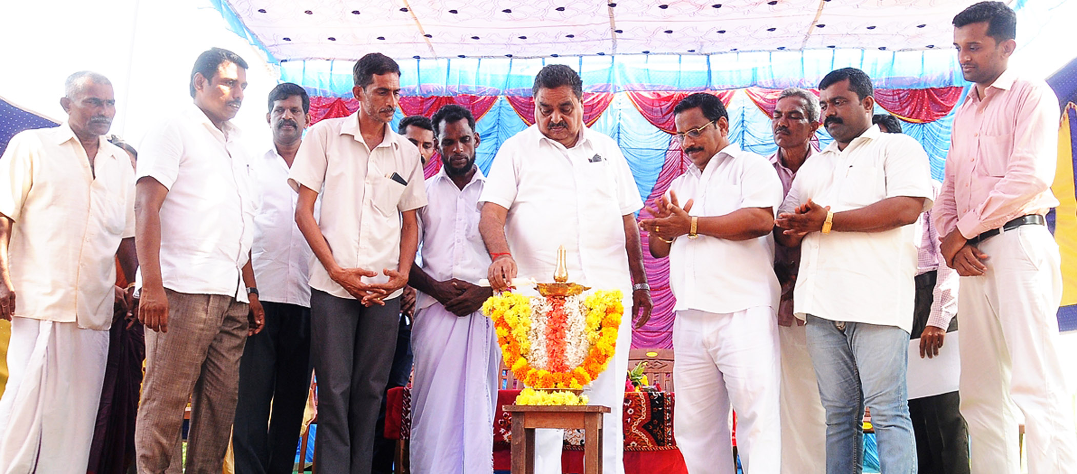 ಕಾರಾಜೆ: ಪ್ರತಿಭಾ ಪುರಸ್ಕಾರ, ರಂಗಮಂದಿರ ಉದ್ಘಾಟನೆ