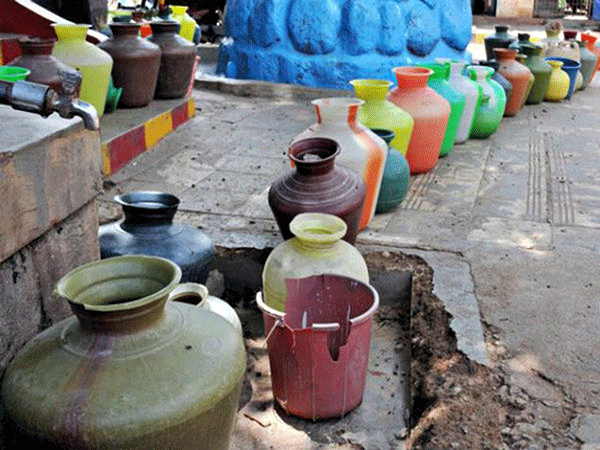 ಬರಪೀಡಿತ ಪ್ರದೇಶಗಳ ನಿರ್ಲಕ್ಷವೇಕೆ?: ಕೇಂದ್ರಕ್ಕೆ ಸುಪ್ರೀಂ ತರಾಟೆ