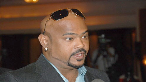 ಪಾಕ್ ಕ್ರಿಕೆಟ್ ಕೋಚ್ ಆಗಲು ವಿನೋದ್ ಕಾಂಬ್ಳಿ ಆಸಕ್ತಿ!