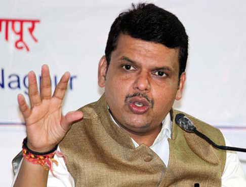 ಐಪಿಎಲ್ ಪಂದ್ಯಗಳಿಗೆ ಕುಡಿಯುವ ನೀರು ಒದಗಿಸುವುದಿಲ್ಲ: ಮಹಾ ಸಿಎಂ ಫಡ್ನವೀಸ್