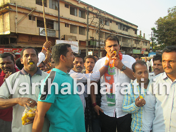 ರಾಜ್ಯ ಬಿಜೆಪಿ ಅಧ್ಯಕ್ಷತೆ ಯಡ್ಡಿ ಹೆಗಲಿಗೆ; ಭಟ್ಕಳದಲ್ಲಿ ಸಂಭ್ರಮ
