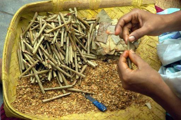 ಮಂಗಳೂರು : ಬೀಡಿ ಉತ್ಪಾದನೆ ಸ್ಥಗಿತ, ಕೋಟ್ಯಂತರ ಕಾರ್ಮಿಕರು ಬೀದಿಪಾಲು