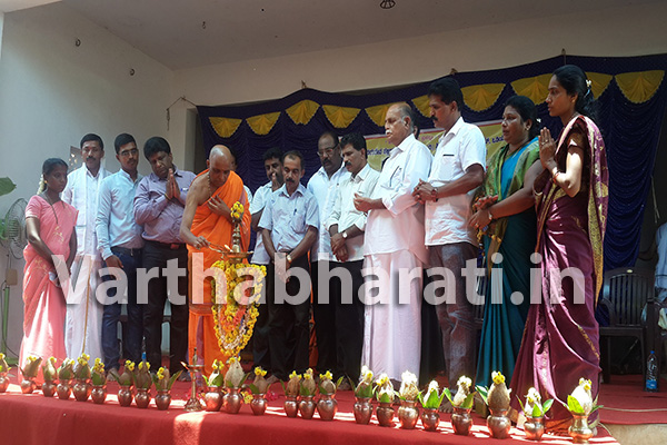 ಪುತ್ತೂರು: ಗ್ರಾಮವಿಕಾಸ ಯೋಜನೆ ವಾರ್ಷಿಕೋತ್ಸವದಲ್ಲಿ ಒಡಿಯೂರು ಶ್ರೀ ಧಾರ್ಮಿಕ ಅರಿವಿನಿಂದ ಸಂಪತ್ತಿನ ಸದ್ಬಳಕೆ ಸಾಧ್ಯ