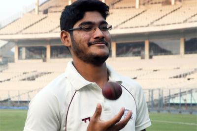 ಒಂದೂ ರನ್ ನೀಡದೇ ಆರು ವಿಕೆಟ್  :ಇದು ಬಂಗಾಳದ ಸ್ಪಿನ್ನರ್‌ನ ಅಮೋಘ ಸಾಧನೆ