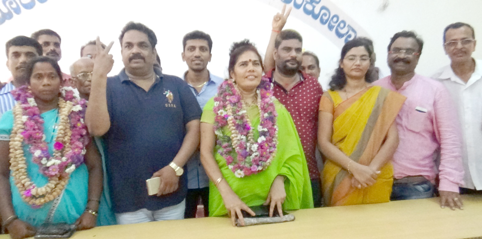 ಅಂಕೋಲಾ ತಾಲೂಕು ಪಂಚಾಯತ್  ಅಧ್ಯಕ್ಷೆ ಸುಜಾತಾ, ಉಪಾಧ್ಯಕ್ಷೆ ತುಳಸಿ ಆಯ್ಕೆ