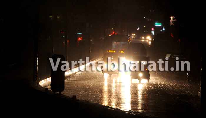 ಮಂಗಳೂರಿನಲ್ಲಿ ಗುಡುಗು ಸಹಿತ ಮಳೆ