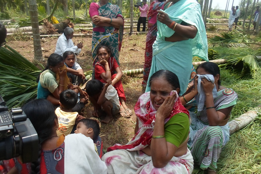 ಭಾರೀ ಗಾಳಿ,ಮಳೆಗೆ 60 ಲಕ್ಷ ರೂ.ಬೆಳೆ ಹಾನಿ