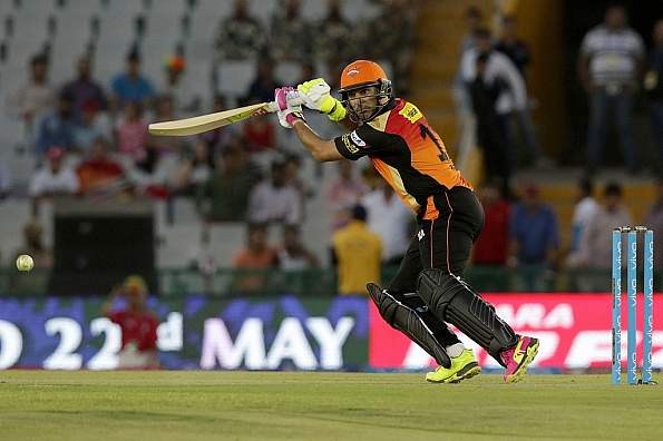 ಕಿಂಗ್ಸ್ ಇಲೆವೆನ್ ವಿರುದ್ಧ ಸನ್‌ರೈಸರ್ಸ್‌ಗೆ ಜಯ :  ವಾರ್ನರ್ ತಂಡ ಪ್ಲೇ ಆಫ್‌ಗೆ ಲಗ್ಗೆ