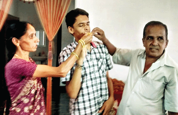 ತಂದೆ-ತಾಯಿ, ಗುರುಗಳಿಗೆ ಆಭಾರಿಯಾಗಿದ್ದೇನೆ: ರಾಜ್ಯಕ್ಕೆ ಪ್ರಥಮ ಸ್ಥಾನ ಗಳಿಸಿದ ರಂಜನ್