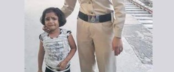 ರೈಲ್ವೇ ನಿಲ್ದಾಣದಲ್ಲಿ ಕುಟುಂಬದಿಂದ ಬೇರ್ಪಟ್ಟ ಬಾಲಕಿ 20 ನಿಮಿಷಗಳಲ್ಲಿ ಮರಳಿ ತಾಯಿಯ ಮಡಿಲಿಗೆ