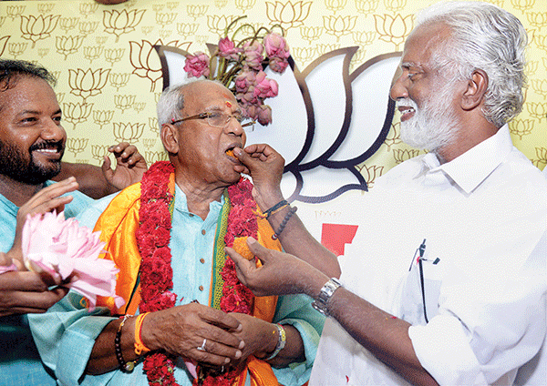 ಕೇರಳದಲ್ಲಿ ಖಾತೆ ತೆರೆದ ಬಿಜೆಪಿ: ಇತಿಹಾಸ ಸೃಷ್ಟಿಸಿದ ರಾಜಗೋಪಾಲ