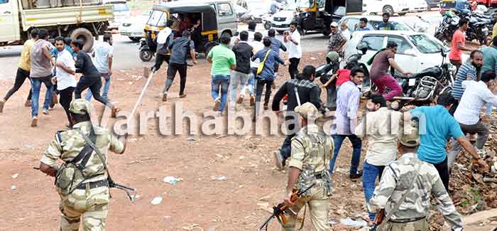ಕಾಸರಗೋಡು: ವಿಜಯೋತ್ಸವ ವೇಳೆ ಹಲವೆಡೆ ಘರ್ಷಣೆ; ಲಾಠಿಚಾರ್ಜ್