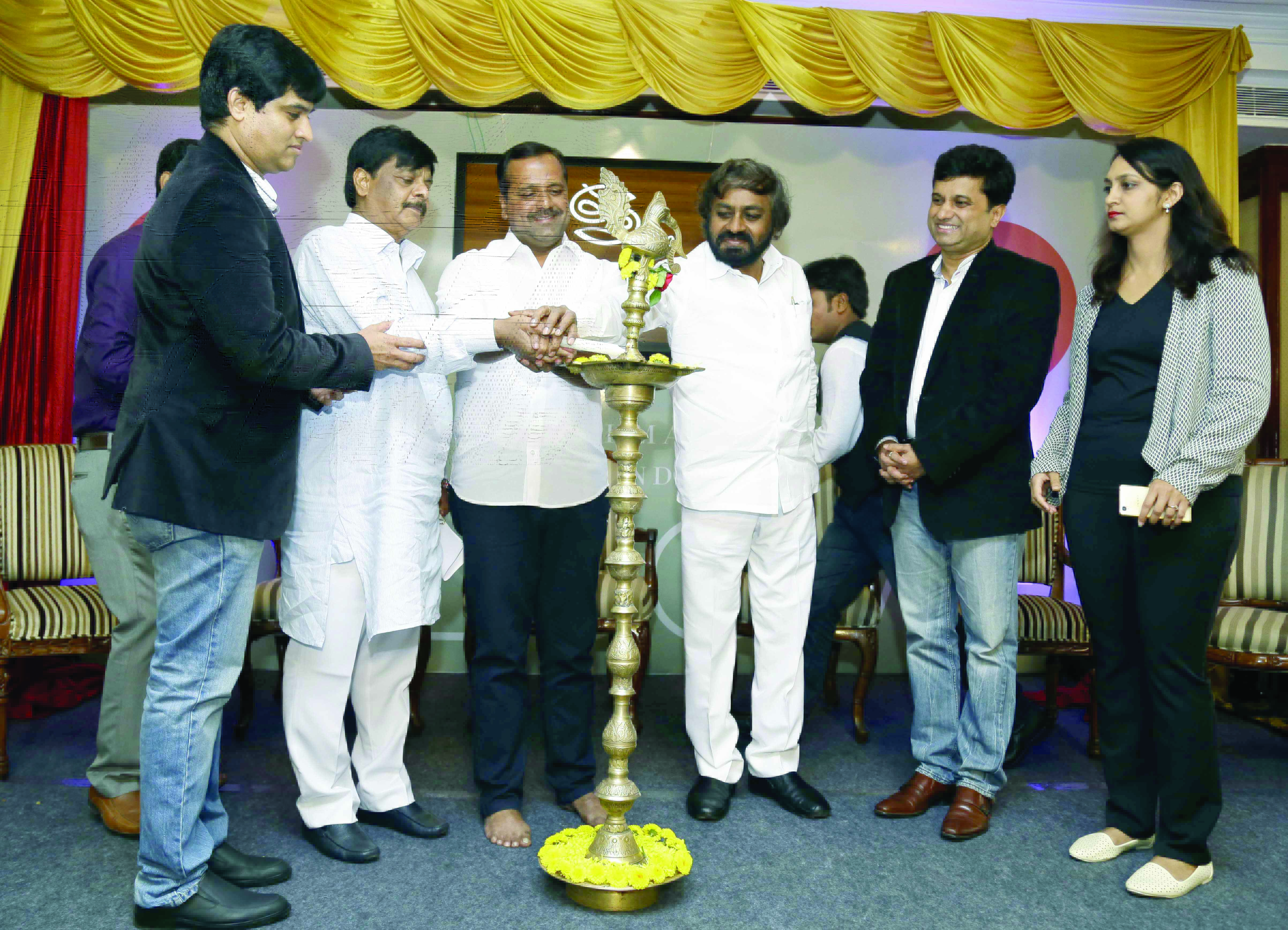 ಪುಸ್ತಕಗಳಲ್ಲಿ ‘ಜೀವನ ಶೈಲಿ’ಯ ಪಾಠಕ್ಕೆ ಚಿಂತನೆ: ಸಚಿವ ಯು.ಟಿ.ಖಾದರ್