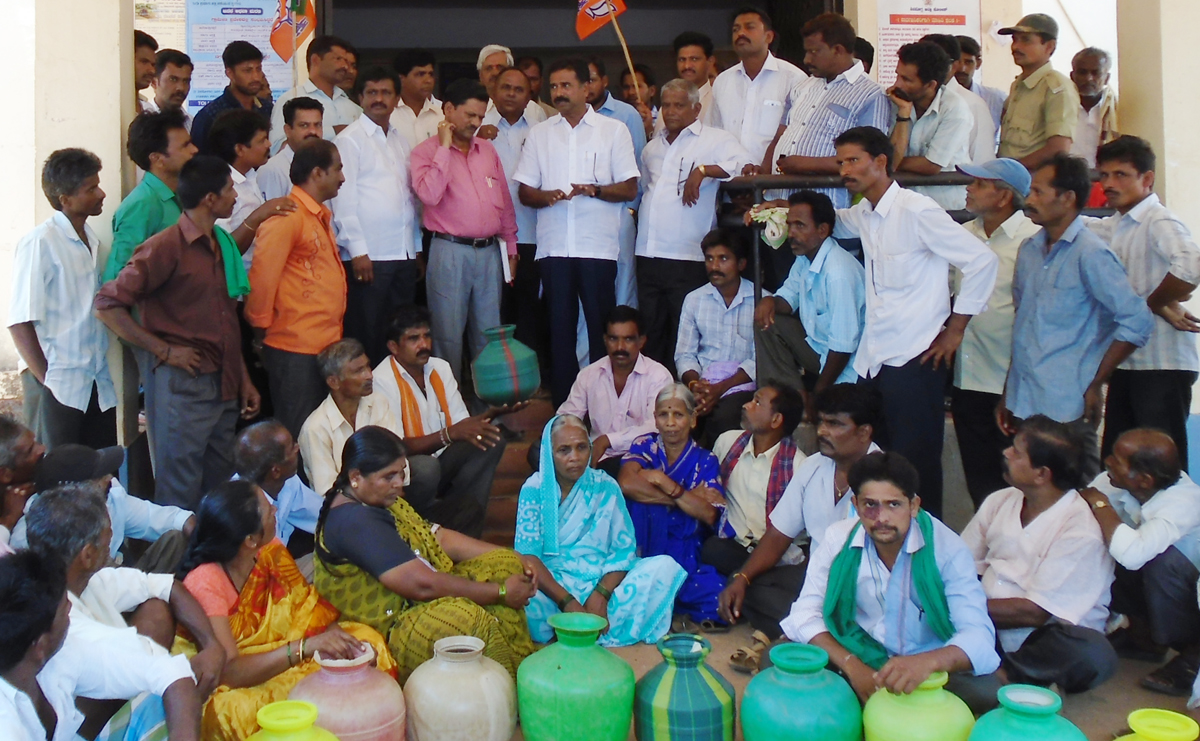ಬಿಳವಾಣಿ ಗ್ರಾಪಂ ಅಧ್ಯಕ್ಷ ಹಾಗೂ ಪಿಡಿಒ ಕ್ರಮಕ್ಕೆ ವಿರೋಧ