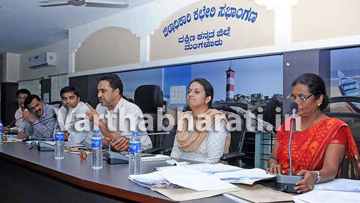 ಹೆರಿಗೆ ಸಮಯದಲ್ಲಿ ಗರ್ಭಿಣಿಯರು ಮೃತಪಟ್ಟರೆ ಅಧಿಕಾರಿಗಳ ವಿರುದ್ಧ ಕ್ರಮ: ಜಿಲ್ಲಾಧಿಕಾರಿ ಎ.ಬಿ. ಇಬ್ರಾಹೀಂ