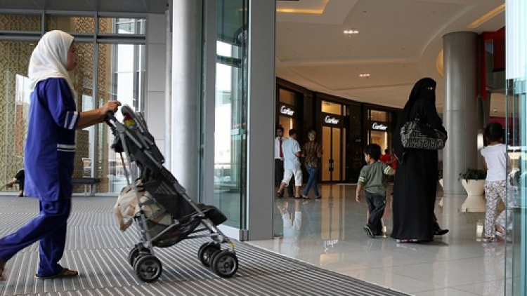 ಸೌದಿ ಅರೇಬಿಯ: ಮನೆಕೆಲಸದವರನ್ನು ಮಾರುವವರಿಗೆ 10ಲಕ್ಷ ರಿಯಾಲ್ ದಂಡ,15 ವರ್ಷ ಜೈಲುಶಿಕ್ಷೆ