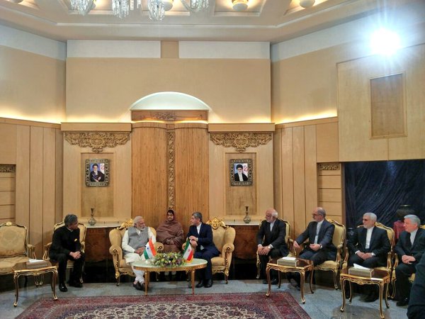 ಪ್ರಧಾನಿ ಇರಾನ್ ಪ್ರವಾಸ ಆರಂಭ : ವಾಣಿಜ್ಯ, ಇಂಧನ ಕ್ಷೇತ್ರದಲ್ಲಿ ಬಾಂಧವ್ಯ ವೃದ್ಧಿ ನಿರೀಕ್ಷೆ