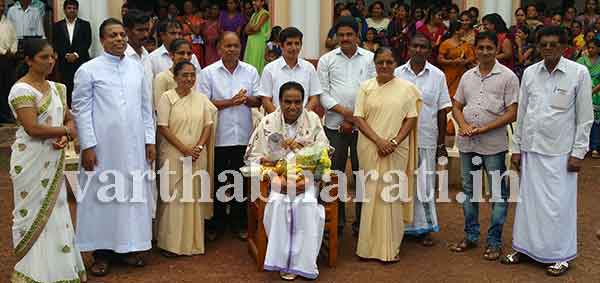 ವರ್ಕಾಡಿ ಚರ್ಚ್‌ನಲ್ಲಿ ಶಾಸಕ ಪಿ.ಬಿ.ಅಬ್ದುಲ್‌ರಝಾಕ್‌ಗೆ ಸಮ್ಮಾನ