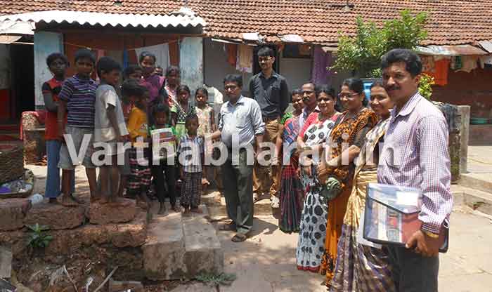 ಬ್ರಹ್ಮನಗರದಲ್ಲಿ ವಿಶೇಷ ದಾಖಲಾತಿ ಆಂದೋಲನ ಬ್ರಹ್ಮನಗರದಲ್ಲಿ ವಿಶೇಷ ದಾಖಲಾತಿ ಆಂದೋಲನ