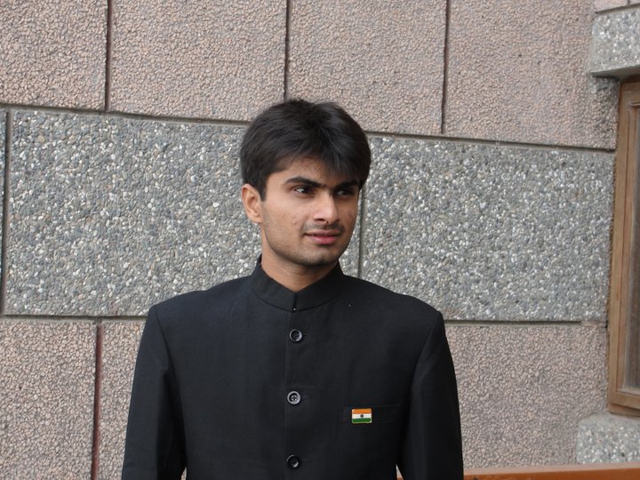 ಉತ್ತರ ಪ್ರದೇಶದಲ್ಲಿ ಆ್ಯಪ್ ಮೂಲಕ ಅಪೌಷ್ಟಿಕತೆ ವಿರುದ್ಧ ಹೋರಾಡುತ್ತಿರುವ ಕನ್ನಡಿಗ ಐಎಎಸ್ ಅಧಿಕಾರಿ ಸುಹಾಸ್