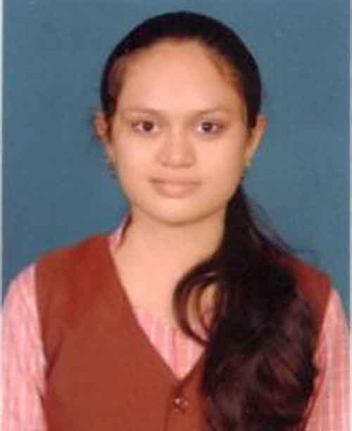 ಪಿಸಿಎಂಬಿ ನಾಲ್ಕೂ ವಿಷಯಗಳಲ್ಲಿ ನೂರಕ್ಕೆ ನೂರು ಅಂಕಗಳನ್ನು ಪಡೆದ ಪುತ್ತೂರಿನ ವರ್ಷಾ