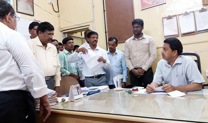 ಬೆಳ್ತಂಗಡಿ ತಾಲೂಕು ಕಚೇರಿಗೆ ಡಿಸಿ ಭೇಟಿ: ಸಾರ್ವಜನಿಕರ ಮನವಿ ಸ್ವೀಕಾರ