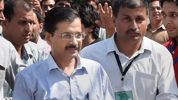 ಲೈಂಗಿಕ ಕಿರುಕುಳಕ್ಕೀಡಾದ ಬುದ್ಧಿಮಾಂದ್ಯ ಬಾಲಕಿಯನ್ನು ಆಸ್ಪತ್ರೆಯಲ್ಲಿ ಸಂದರ್ಶಿಸಿದ ಕೇಜ್ರಿವಾಲ್