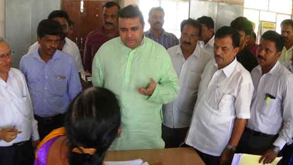 ಕಾರ್ಕಳ ತಹಶೀಲ್ದಾರ್‌ರಿಂದ ಶ್ಲಾಘನೀಯ ಕೆಲಸ: ಪ್ರಮೋದ್ ಮಧ್ವರಾಜ್