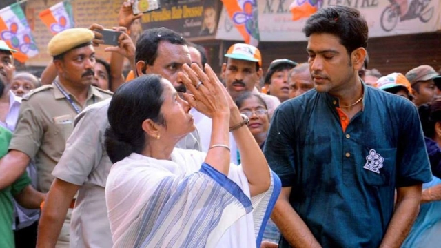 ಕ್ರಿಕೆಟ್‌ನಿಂದ ರಾಜಕೀಯಕ್ಕೆ: ಹೊಸ ಇನಿಂಗ್ಸ್ ಆರಂಭಿಸಿದ ಲಕ್ಷ್ಮೀರತನ್ ಶುಕ್ಲಾ