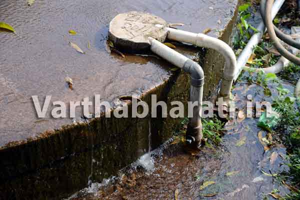 ಟೌನ್‌ಹಾಲ್‌ನ ಗೇಟ್‌ವಾಲ್‌ನಿಂದ ನೀರು ಪೋಲು: ಜನರ ಆಕ್ರೋಶ