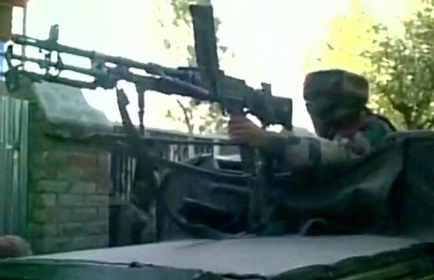 ಭಯೋತ್ಪಾದಕರು – ಭದ್ರತಾಪಡೆ ಘರ್ಷಣೆ: ಭಯೋತ್ಪಾದಕರಿಬ್ಬರ ಹತ್ಯೆ