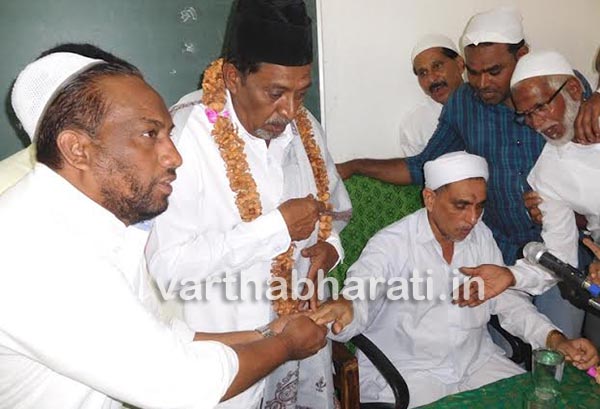 ಉಳ್ಳಾಲ ದರ್ಗಾ ಅಧ್ಯಕ್ಷರ ಆಯ್ಕೆ ವಿವಾದ ಸುಖಾಂತ್ಯ : ಹಾಜಿ ರಶೀದ್ ಉಳ್ಳಾಲ ಅಧಿಕಾರ ಸ್ವೀಕಾರ