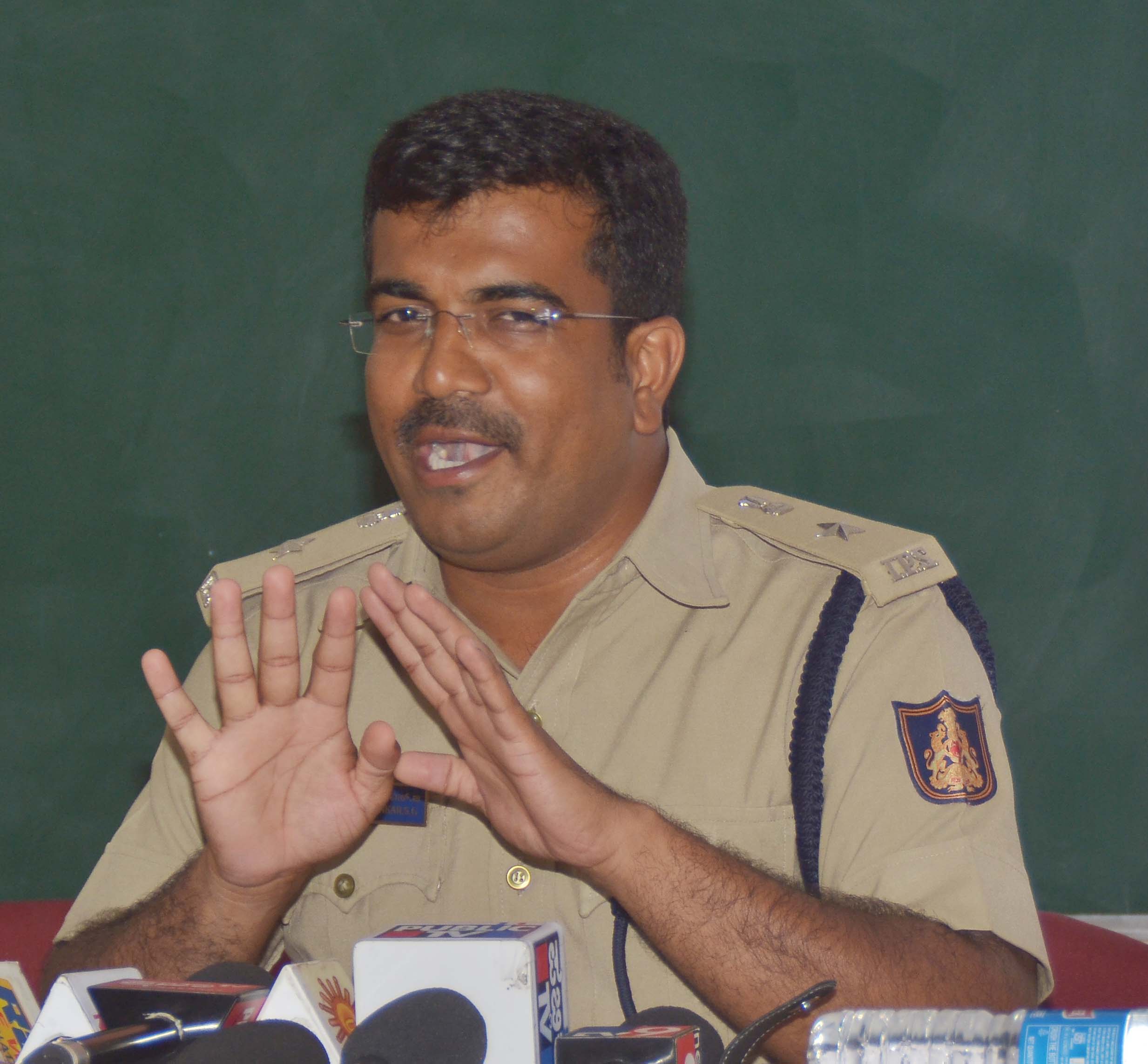 ಪೊಲೀಸ್ದ ಕಾಯ್ದೆ ವಿರುದ್ಧ  ನಡೆದರೆ ಕೆಲಸದಿಂದ ವಜಾ  ಎಸಿ್ಪ ಡಾ. ಭೀಮಾಶಂಕರ್ ಎಚ್ಚರಿಕೆ