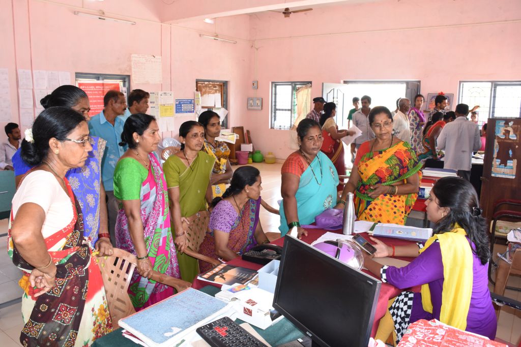 ಕುಡಿಯುವ ನೀರು ಪೂರೈಕೆಗೆ ಒತ್ತಾಯಿಸಿ ಗ್ರಾಪಂಗೆ ಮುತ್ತಿಗೆ