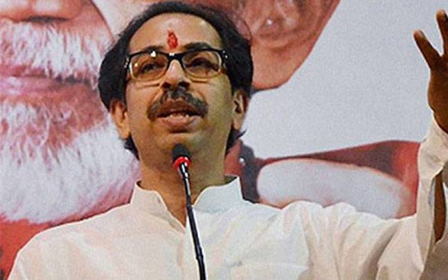 ಗೋಸುಂಬೆಗಿಂತ ತ್ವರಿತವಾಗಿ ಬಣ್ಣ ಬದಲಿಸುತ್ತಿರುವ ಮೋದಿ ಸರಕಾರ: ಶಿವಸೇನೆಯ ಟೀಕಾ ಪ್ರಹಾರ