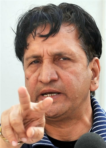 ಅಫ್ರಿದಿ ನಿವೃತ್ತಿಯಾಗುವುದೇ ಉತ್ತಮ: ಅಬ್ದುಲ್ ಖಾದಿರ್ ಸಲಹೆ