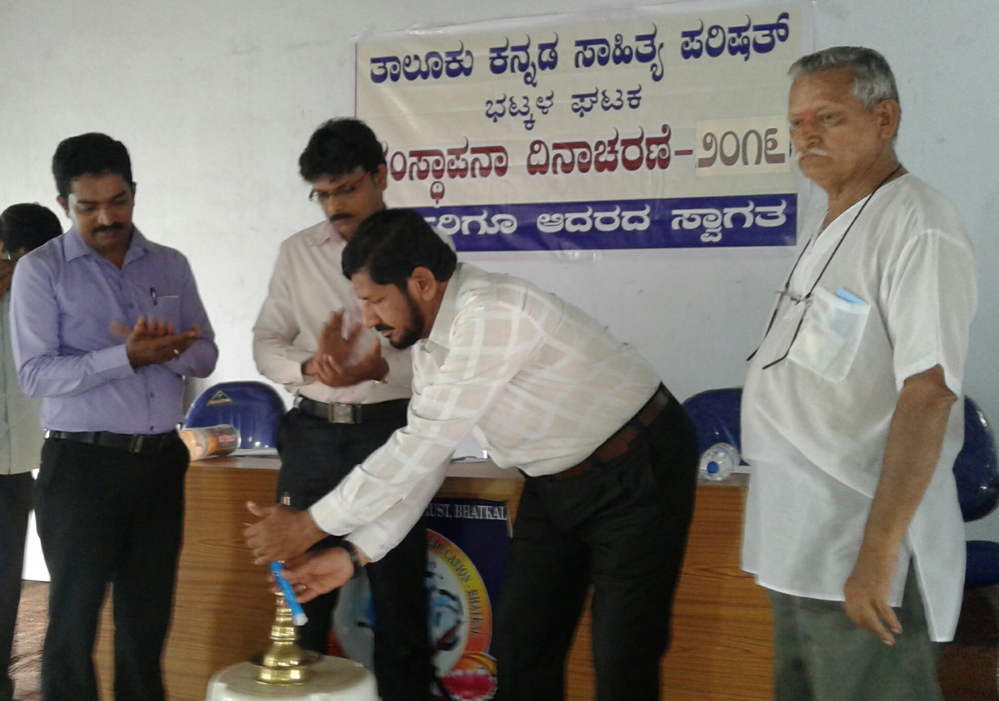 ಶಿಕ್ಷಕರು ಸಾಹಿತ್ಯಾಭಿರುಚಿ ಬೆಳೆಸಿಕೊಳ್ಳಲಿ: ಡಾ. ಝಮೀರುಲ್ಲಾ ಷರೀಫ್