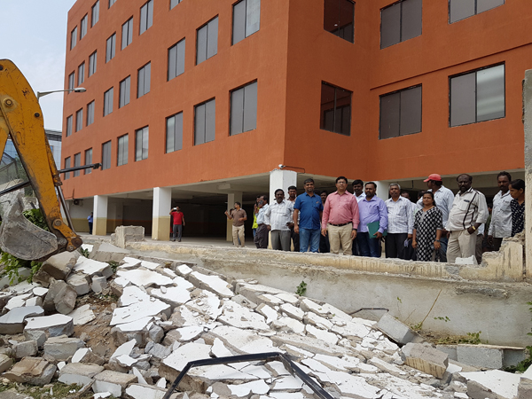 12 ಎಕರೆ ಸರಕಾರಿ ಭೂಮಿ ಒತ್ತುವರಿ ತೆರವು