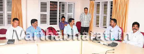 ಬಂಟ್ವಾಳ ಪುರಸಭೆ ಅಧಿಕಾರಿಗಳೊಂದಿಗೆ ಎಸಿ ತುರ್ತು ಸಭೆ