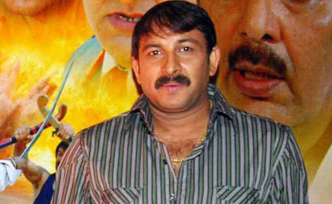 ಬಿಜೆಪಿ ಸಂಸದ,ಉ.ಪ್ರ.ಸಚಿವರ ವಿರುದ್ಧ ಬಂಧನ ವಾರಂಟ್‌ಗೆ ನ್ಯಾಯಾಲಯದ ತಡೆಯಾಜ್ಞೆ