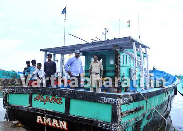 ಮೀನುಗಾರಿಕೆ ನಡೆಸುತ್ತಿದ್ದ ಕೊಚ್ಚಿಯ ಬೋಟ್ ವಶಕ್ಕೆ