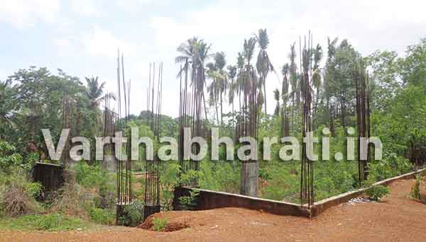 ಸುಳ್ಯ: ಅನುದಾನವಿಲ್ಲದೆ ಸ್ಥಗಿತಗೊಂಡ ಅಂಬೇಡ್ಕರ್ ಭವನ ಕಾಮಗಾರಿ