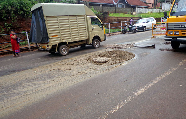 ಸುಳ್ಯ: ಹೊರಚರಂಡಿಯಾದ ಒಳಚರಂಡಿ
