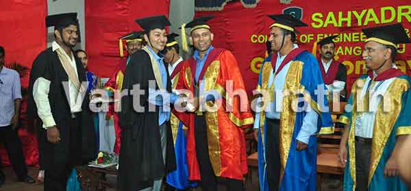 ಅಡ್ಯಾರ್ ಸಹ್ಯಾದ್ರಿ ಕಾಲೇಜಿನಲ್ಲಿ ಪದವಿ ಪ್ರದಾನ ಕಾರ್ಯಕ್ರಮ