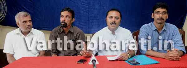 ಎತ್ತಿನಹೊಳೆ ಯೋಜನೆ: ಮೊಯ್ಲಿಯಿಂದ ನ್ಯಾಯಾಂಗ ನಿಂದನೆ ಆರೋಪ