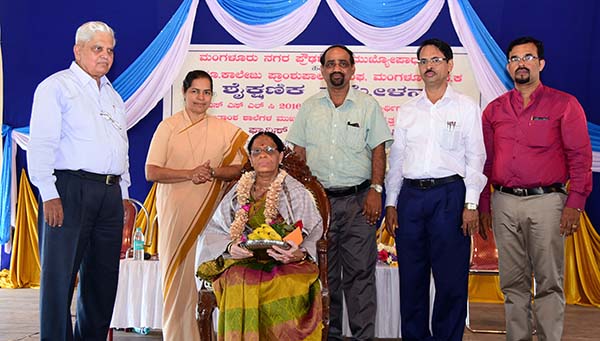 ಶಿಕ್ಷಣ ಓದಿಗಷ್ಟೇ ಸೀಮಿತವಾಗದಿರಲಿ: ಡಾ.ಸುಕುಮಾರ ಗೌಡ