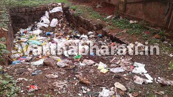 ಕೊಳೆತ ತ್ಯಾಜ್ಯದಿಂದ ನೆಕ್ಕಿಲಾಡಿ ಸಂತೆಕಟ್ಟೆ ಪರಿಸರದಲ್ಲಿ ಡೆಂಗ್ ಭೀತಿ