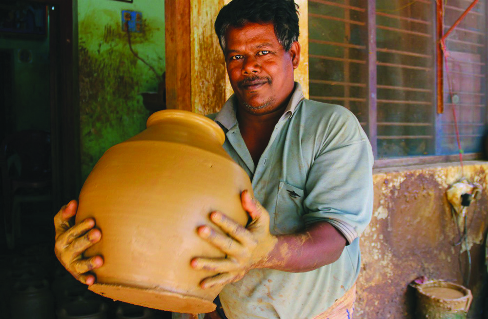 ಮೀನಾಕ್ಷಿಗೆ ವರ್ಷ, ಘಟಂ ವಾದಕನಿಗೆ ನಿಮಿಷ