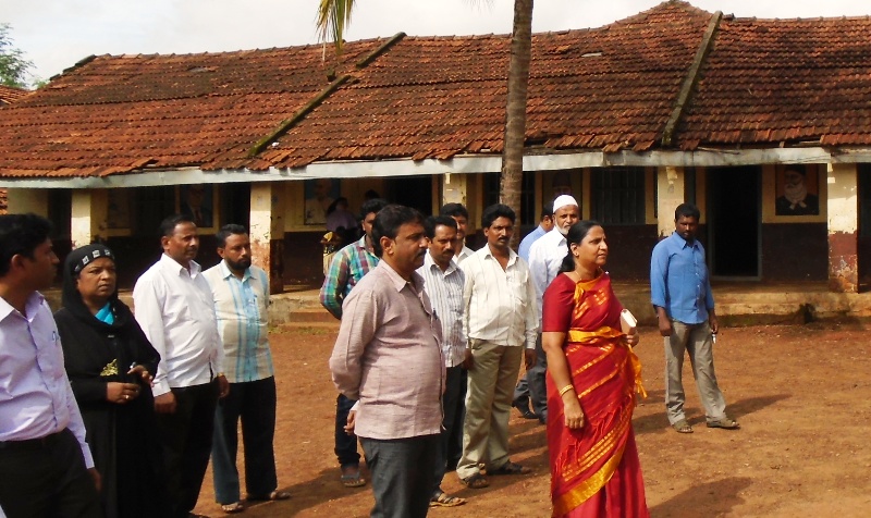 ಸರಕಾರಿ ಉರ್ದು ಶಾಲಾ ಕಟ್ಟಡ ಪರಿಶೀಲನೆ