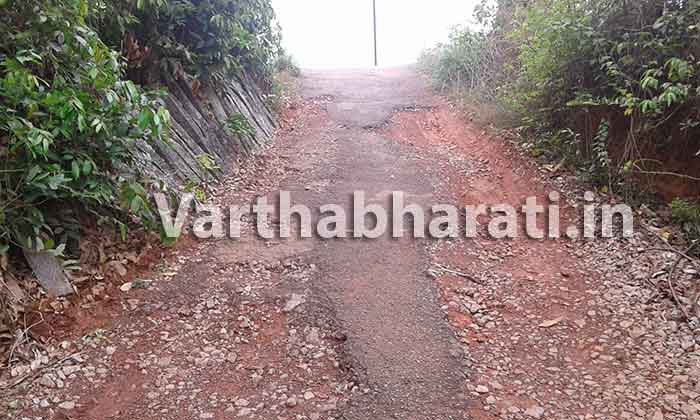 ನೆಕ್ಕಿಲಾಡಿ: ದುರಸ್ತಿ ಭಾಗ್ಯ ಕಾಣದ ಪಂಪ್ ಹೌಸ್-ಬಸವನಗುಡಿ ರಸ್ತೆ